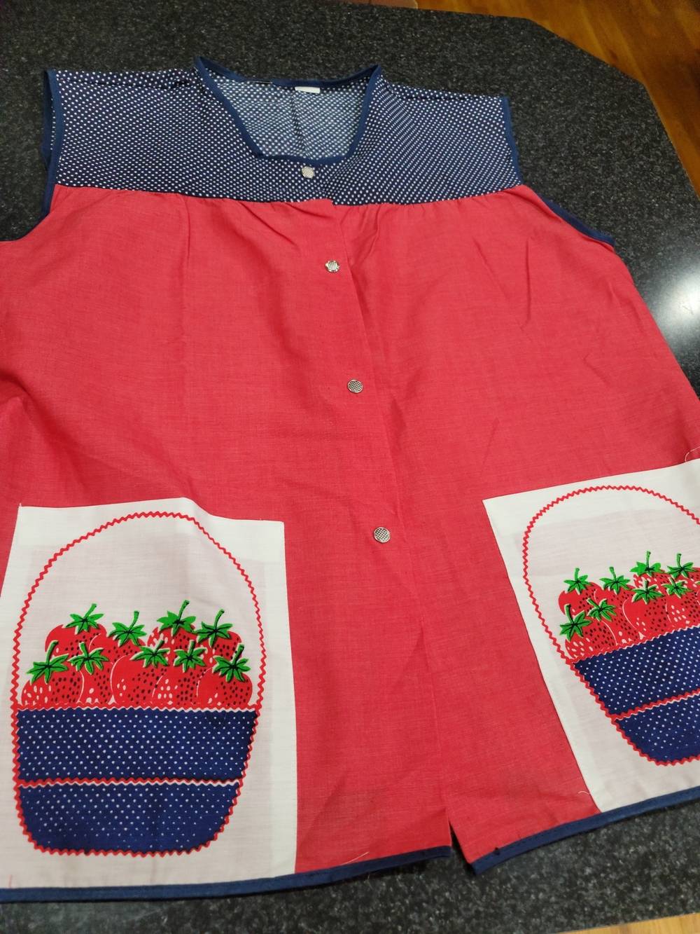 Vintage red and blue polka-dot button-front smock strawberry-embroidered pockets